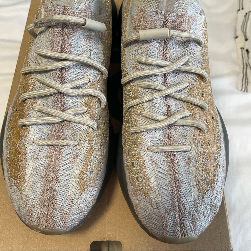 Yeezy by Adidas 380